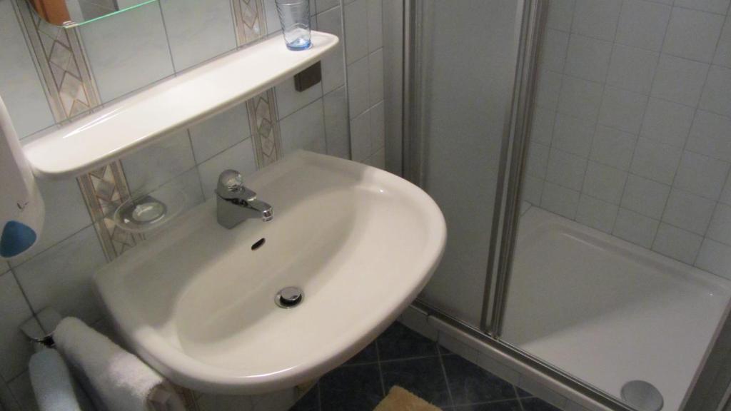 Pension Maria Wallner Bad Gams Room photo